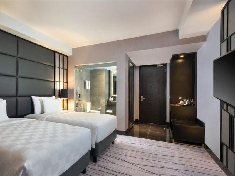 Grand Swiss-Belhotel Darmo Sorabaya Extérieur photo