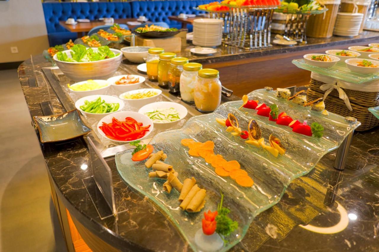 Grand Swiss-Belhotel Darmo Sorabaya Extérieur photo